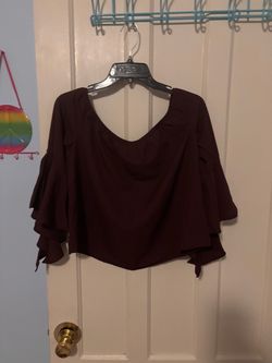Burgundy Ruffle Sleeve Crop Top