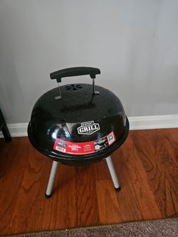 Charcoal grill