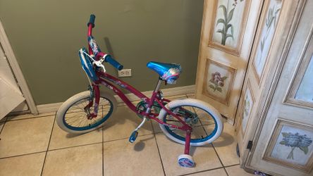 Kent Mischief 18 Inch Girls Bicycle With Removable Training Wheels Easy To Transition