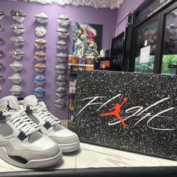 Jordan 4 Military Black 