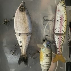 Glide Baits
