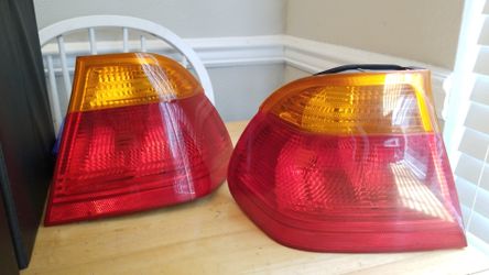BMW e46 tail lights 323i