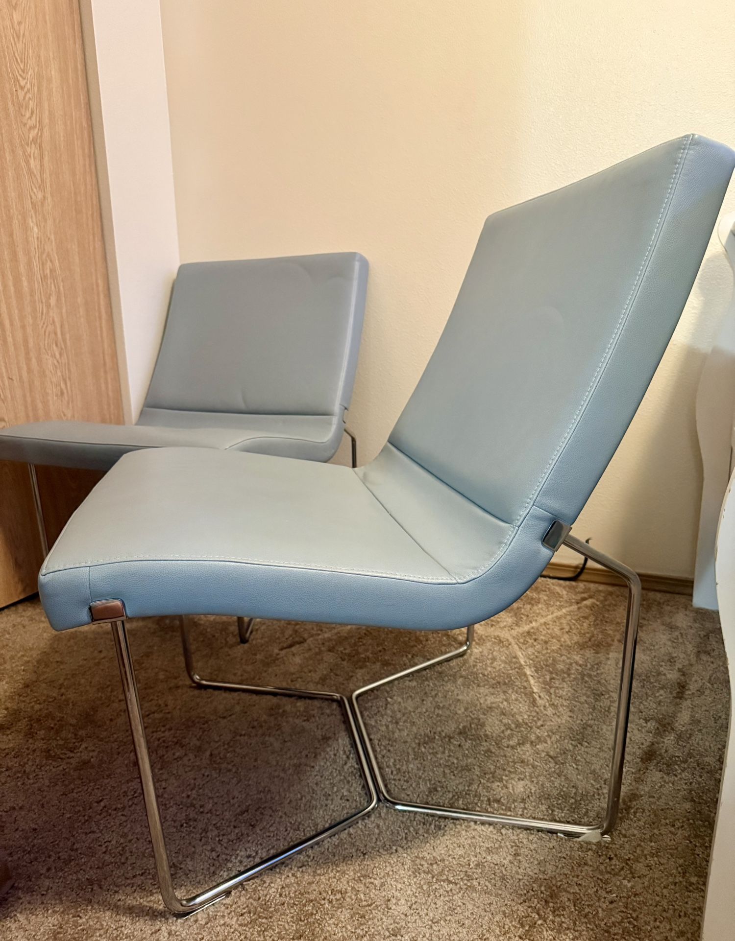 Forum "Relax" Leather & Chrome Lounge