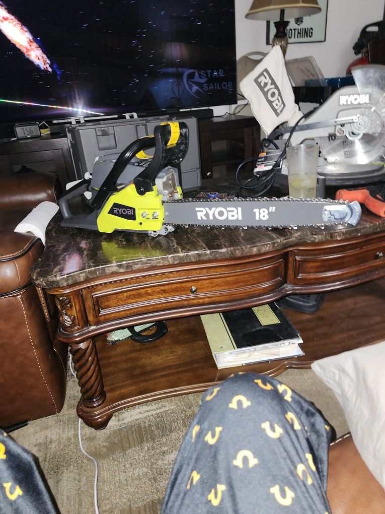18-in Ryobi Chainsaw