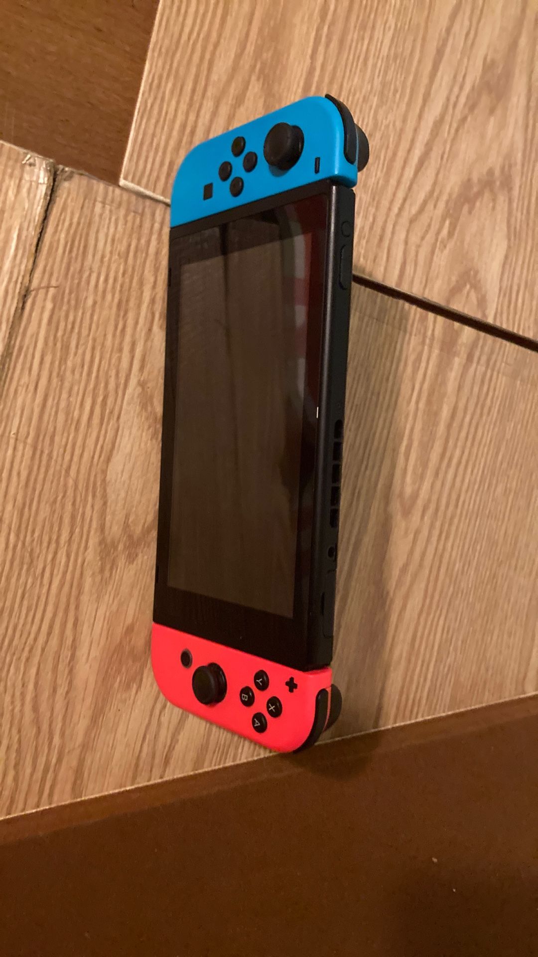 Nintendo Switch 1 (Extremely Lightly Used)