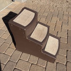 Dogs and Cats Stairs, Large