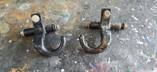 Tow hooks