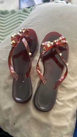 Sandles