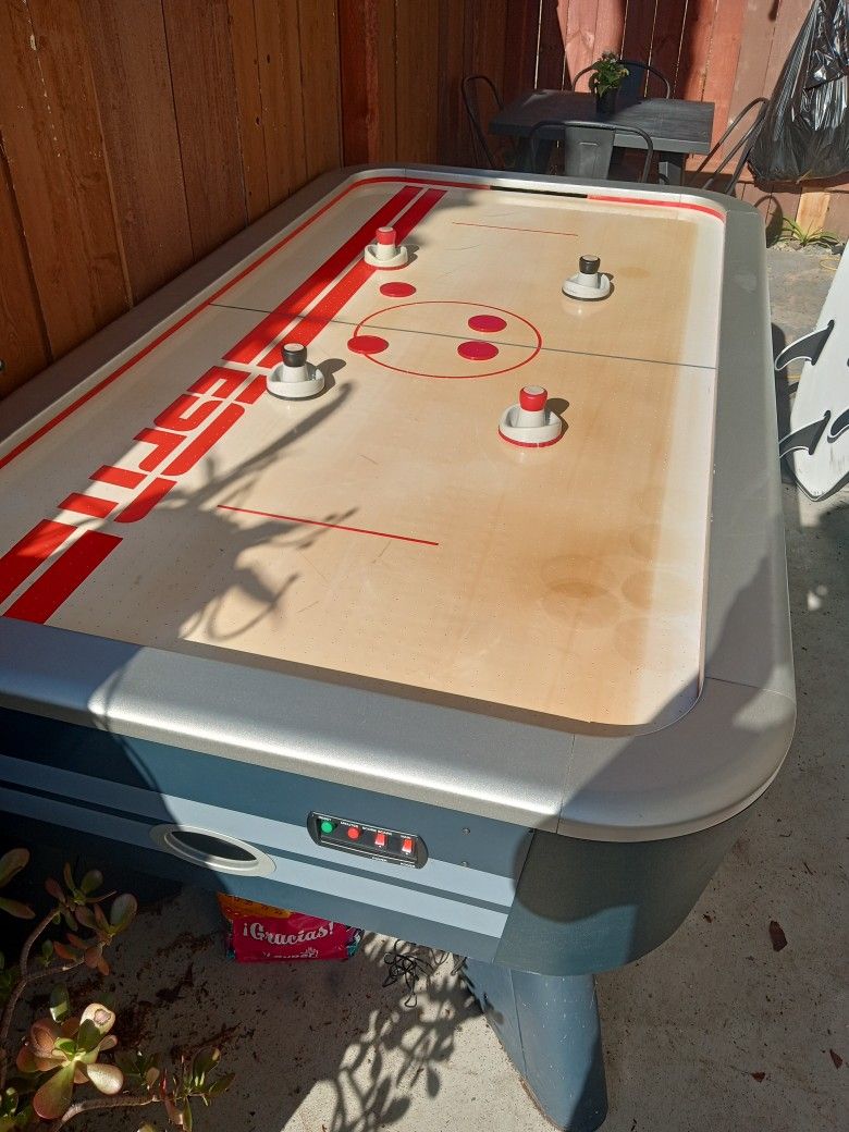 ESPN AIR Hockey Table Comes With Cover