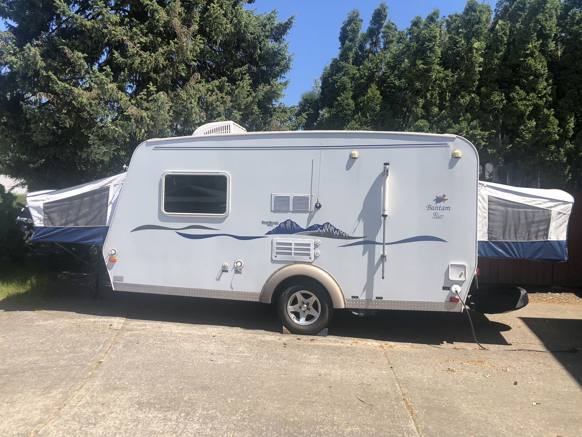 2004 Bantam Trail-Lite F18