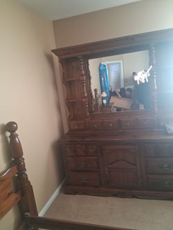 Solid Wood Dresser with Mirror 5 piece set
