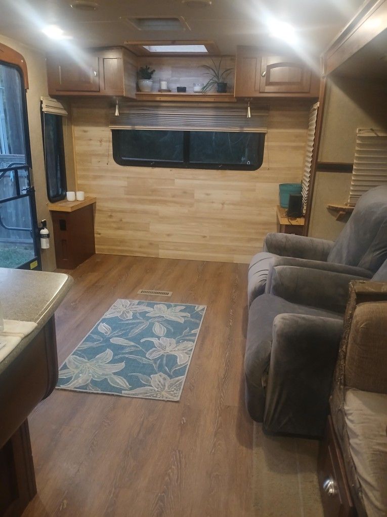2017 Forest River Rockwood Windjammer