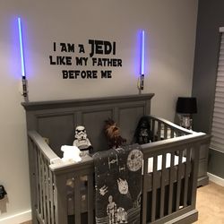 Crib and Newton Mattress 