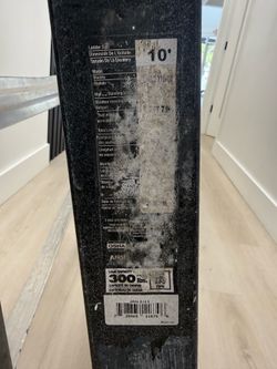 10 ft Fiberglass Stepladder 300 lb
