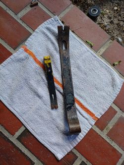 Small and large crowbars