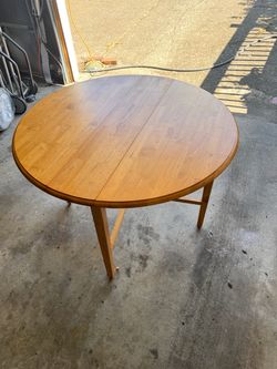 Foldable Table