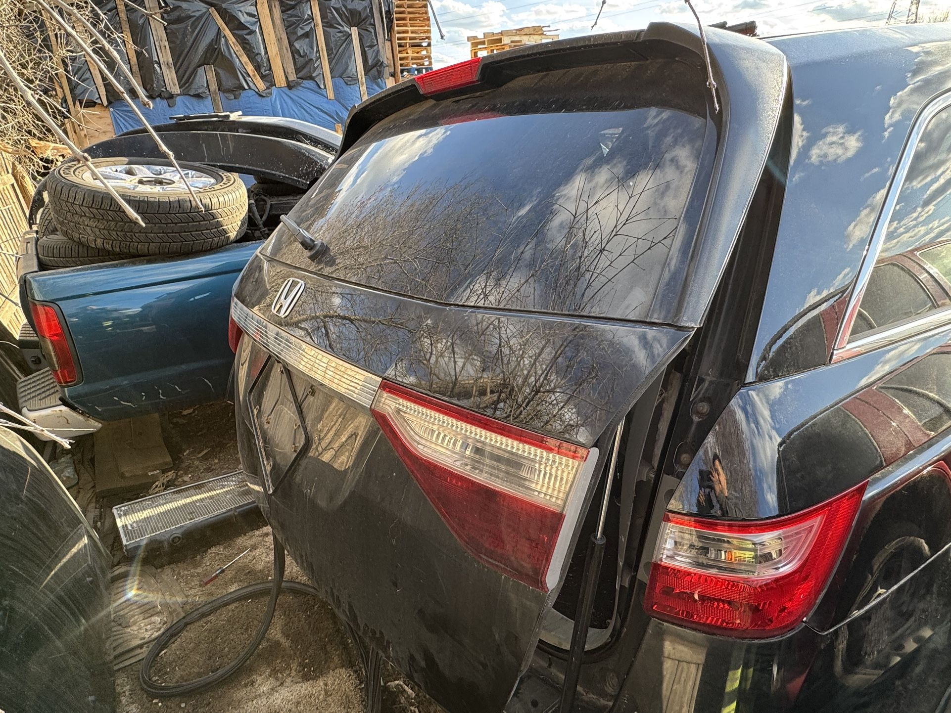 OEM Rear Tailgate 2011 Honda Odyssey