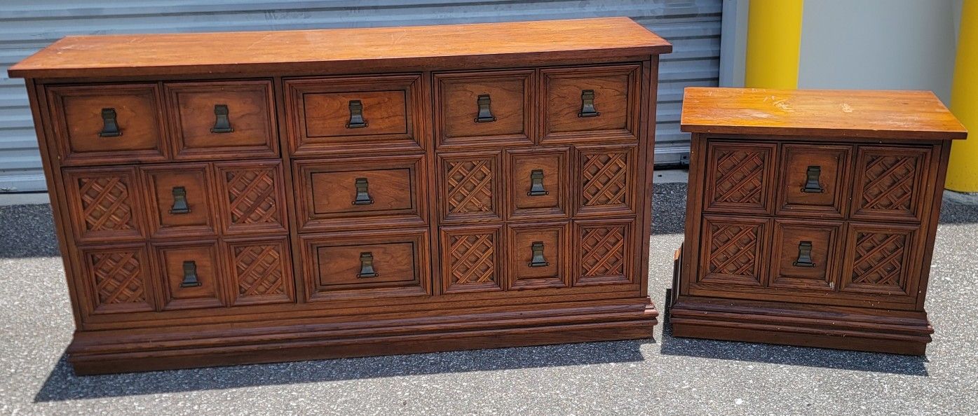 (FREE DELIVERY) Solid Wood Dixie Dresser & Nightstand