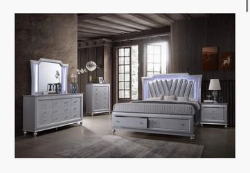 Queen bedroom set