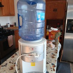 Water Dispensor Five Gallon