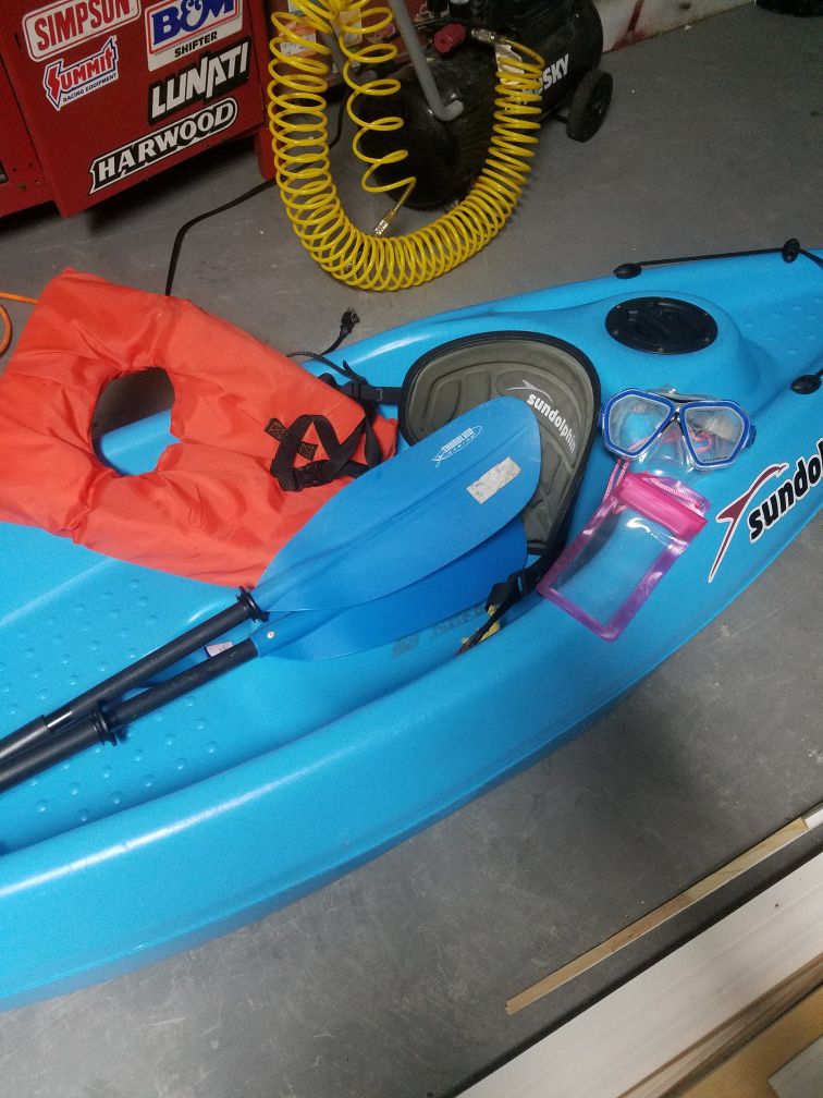 Kayak 8ft excellent condition