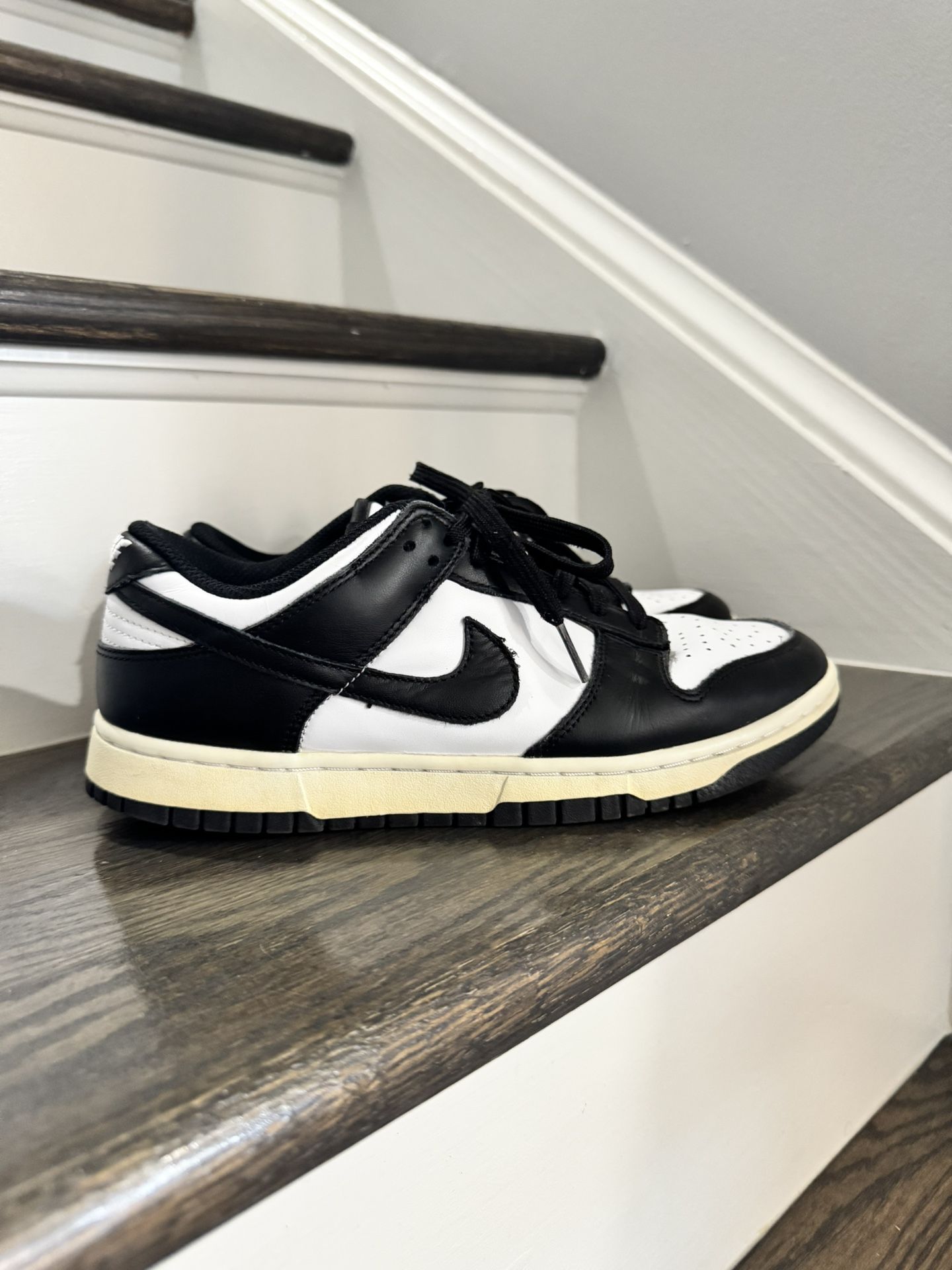 Nike Panda Dunks Women's Black White Size 8