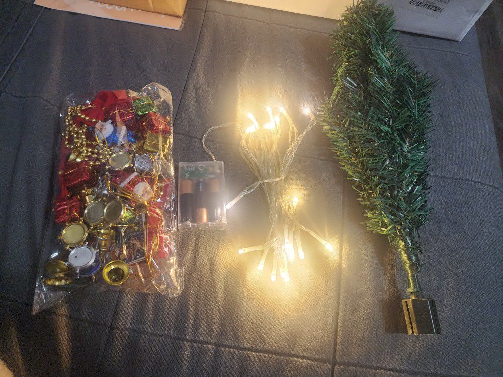 Small Table Top Christmas Tree With Lights/Ornaments