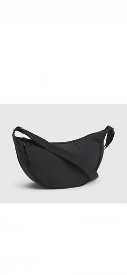 BRAND NEW GAP BLACK CROSSBODY BAG