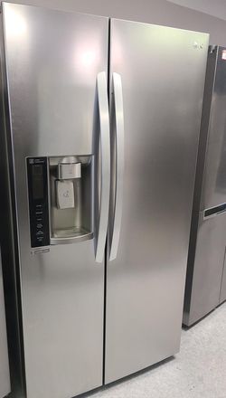 LG Side-by-Side Silver Fridge
