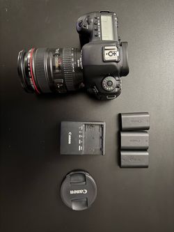 Canon EOS 5D Mark IV Full-Frame DSLR + Canon EF 24-105mm f/4L Lens