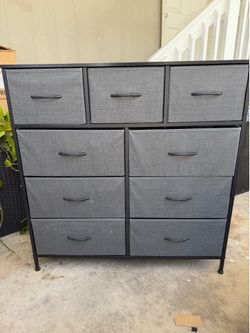 Dresser - 9 Drawer