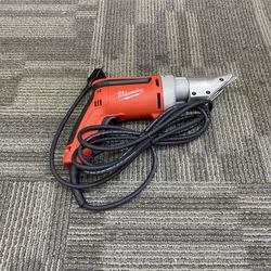 MILWAUKEE 18 Gauge Shear