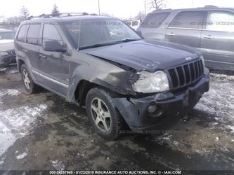 2006 JEEP Grand Cherokee - 3.7 engine- 4x4, salvage title- for parts or complete