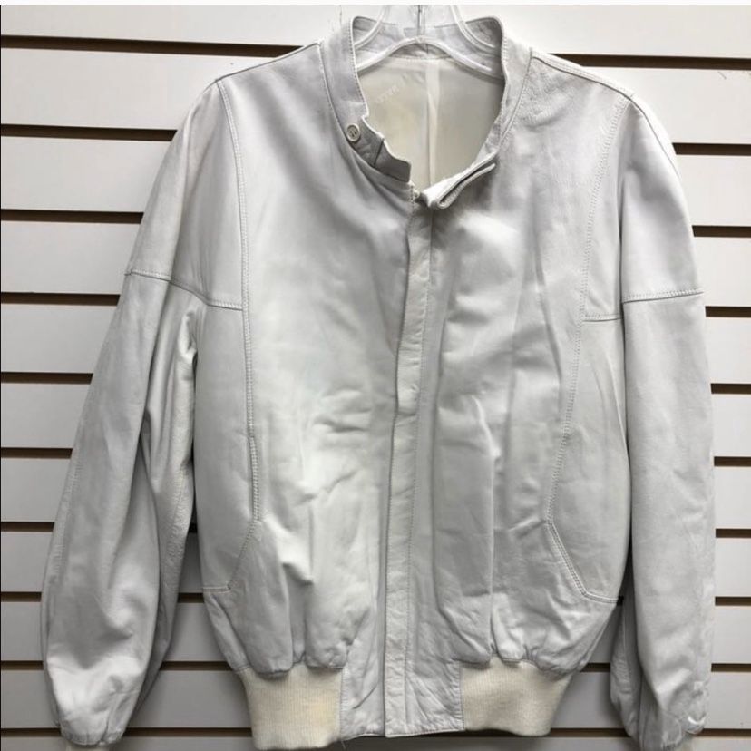 Bally leather jacket 42
