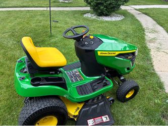 2023 John Deere S100 Riding Lawn Mower (Only 35 Hours!) In Excellent / Like New (Perfect Working Order) 🎁 PERFECT FATHER'S DAY GIFT! 🎁