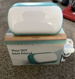 Cricut Joy Cutting Machine