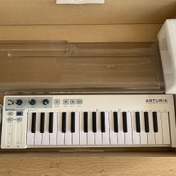 Arturia Keystep 