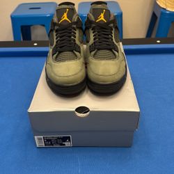 Jordan 4 Retro OG Undefeated Size 9 Men’s 