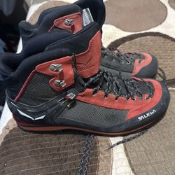 Salewa Boots Hiking Climbing