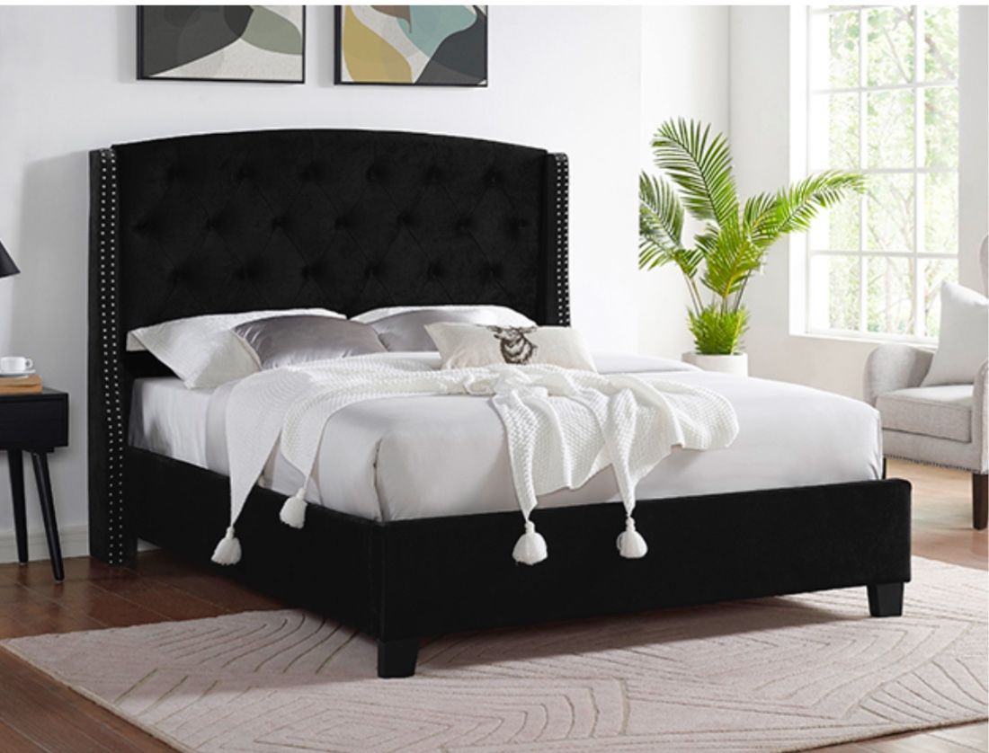 Queen Size Bed Frame With Mattress 