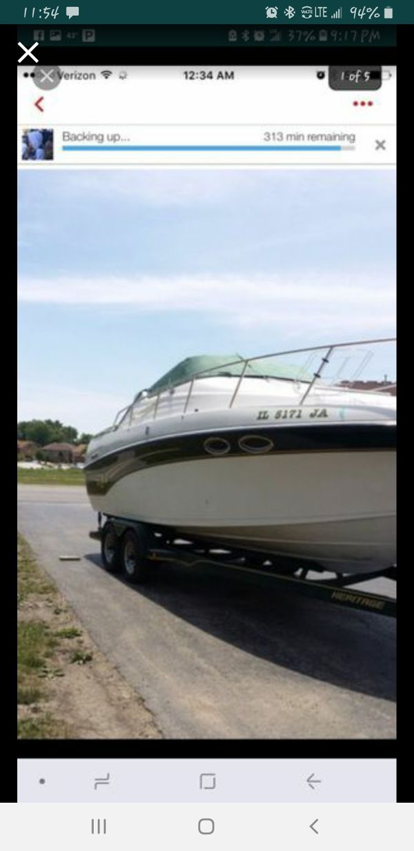 1997 crownline 250c boat ...good conditions...12 persons capacity..