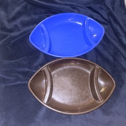 Large football shaped chips and dip party bowls (2 Pack) brown & Blue 
