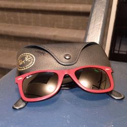 New Wayfarer Sunglasses (Red)!