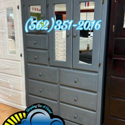 Big Closet Wardrobe Dresser Chest Armoire 