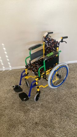 Wheelchair New Child or Small Adult