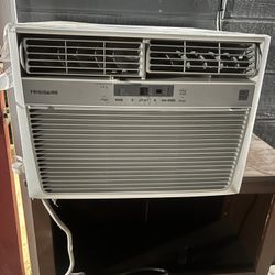 Frigidaire AC Window Unit 