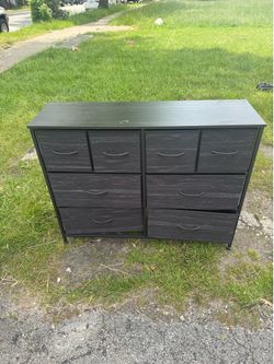 Dresser