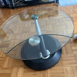 Magnussen Furniture Modesto Round Cocktail Table