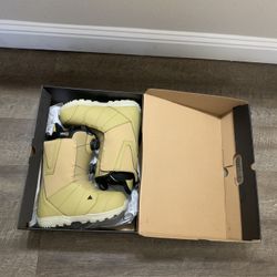 Brand New Burton Snowboard Boots Size Men’s 8.5