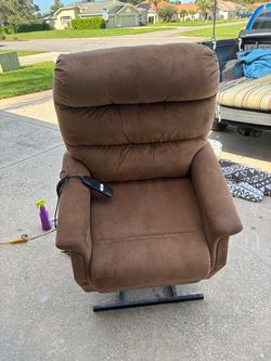 Lift Chair/Recliner